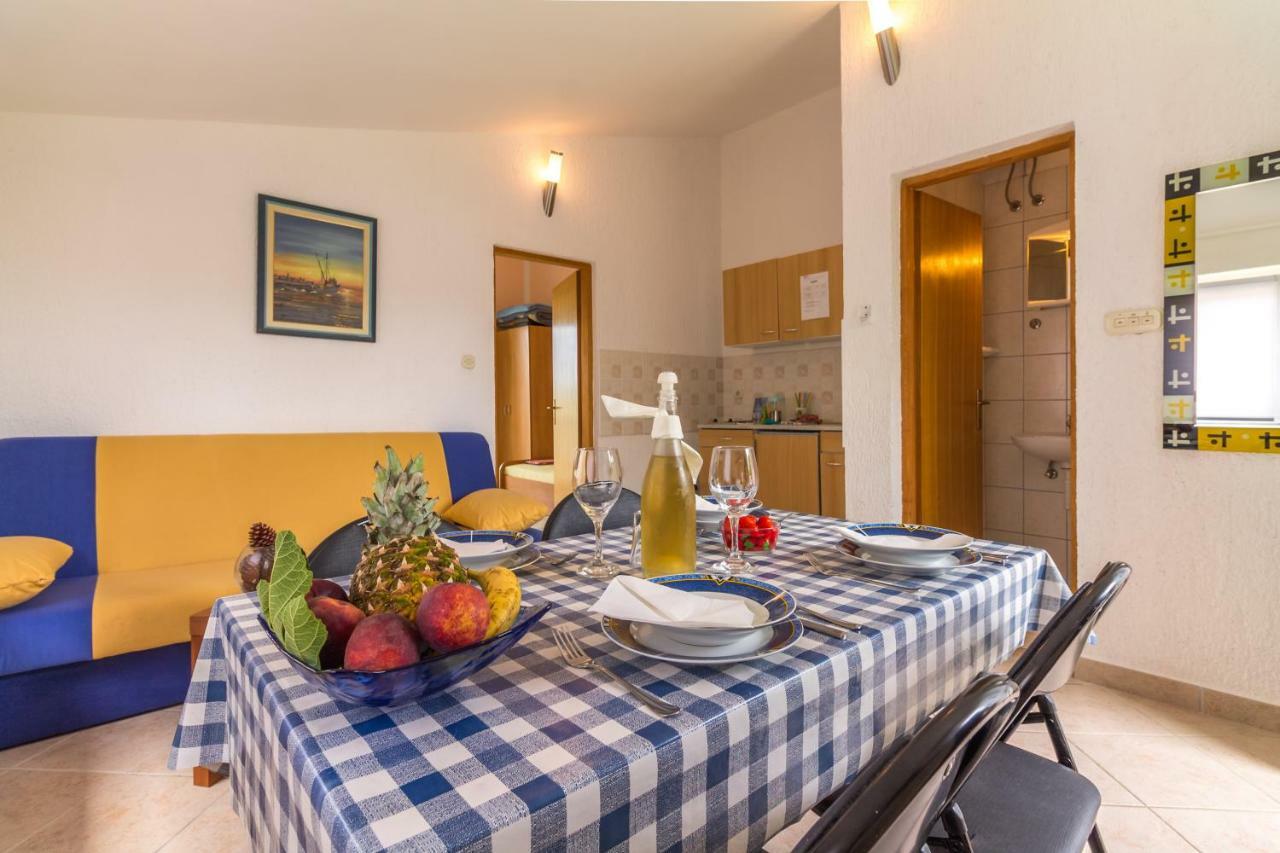 Fisa Apartments Vir Ngoại thất bức ảnh